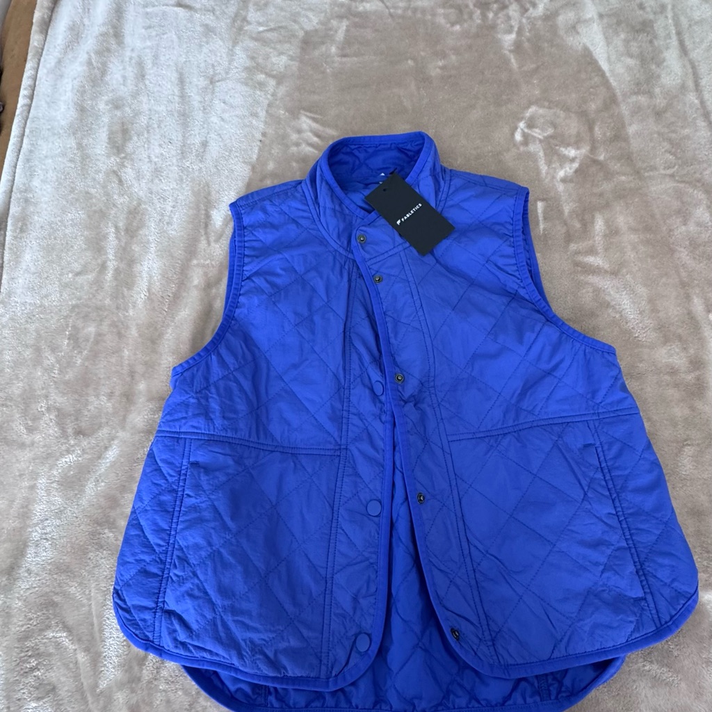Fabletics Women's Daydreamer Quilted Vest In Sapphire Sky